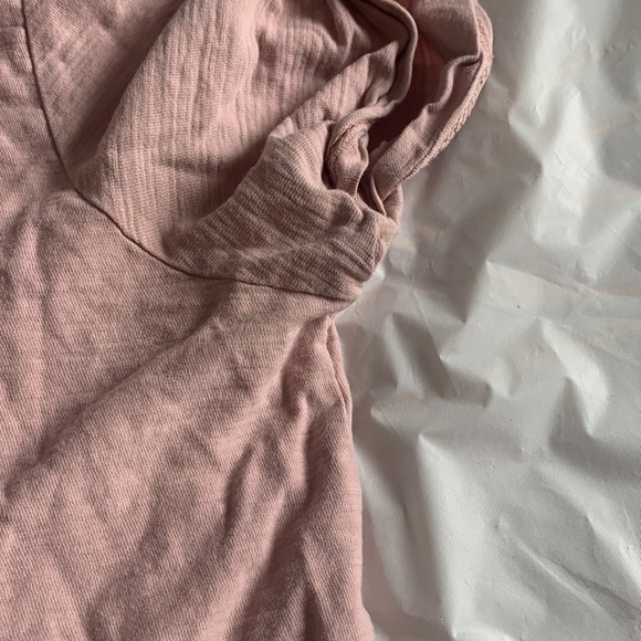 Divided  woman’s pink tshirt size medium - Picture 7 of 10
